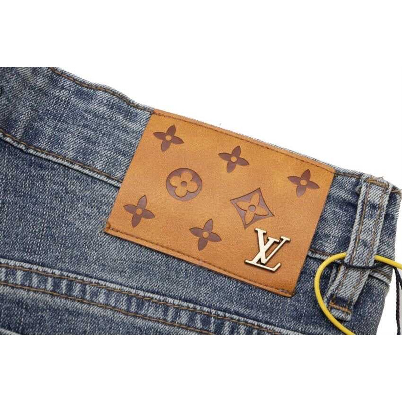 l**is V*t*n logo print jeans blue