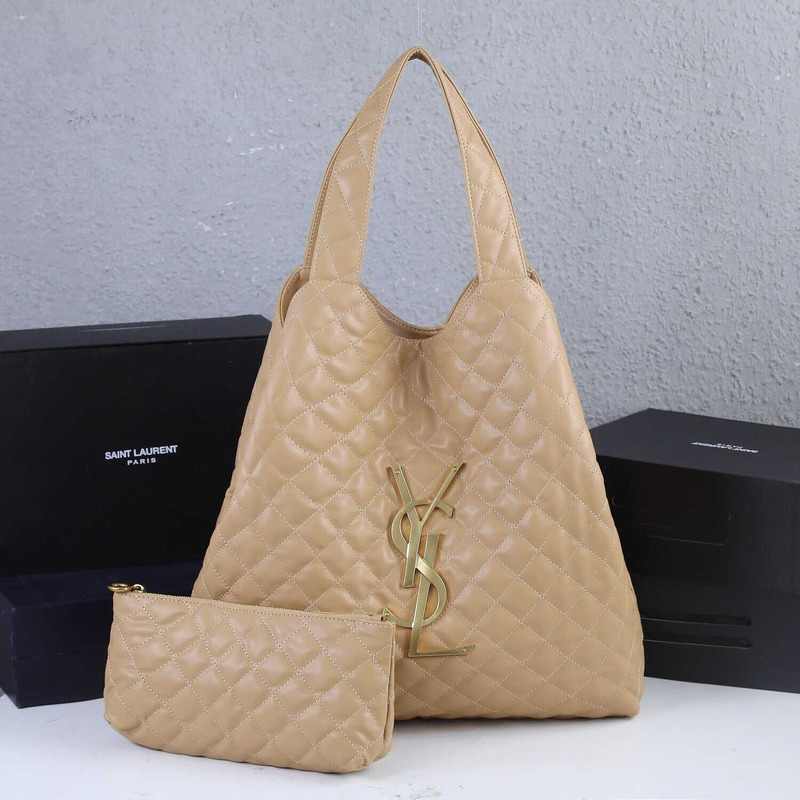 D*or saint laurent  icare oversized shopping bag in quilted lambskin beige