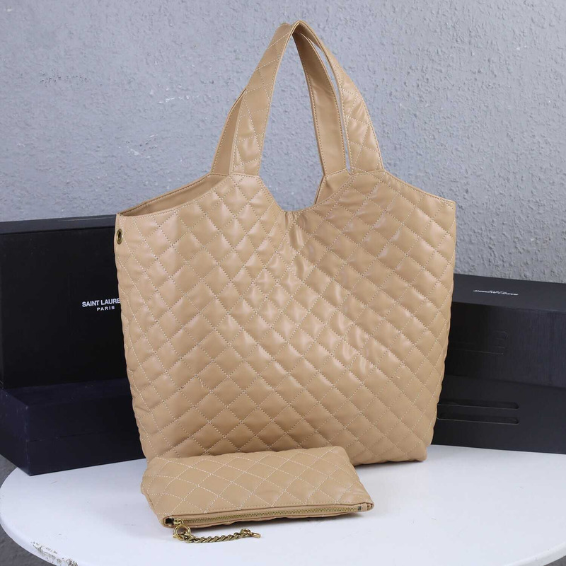 D*or saint laurent  icare oversized shopping bag in quilted lambskin beige