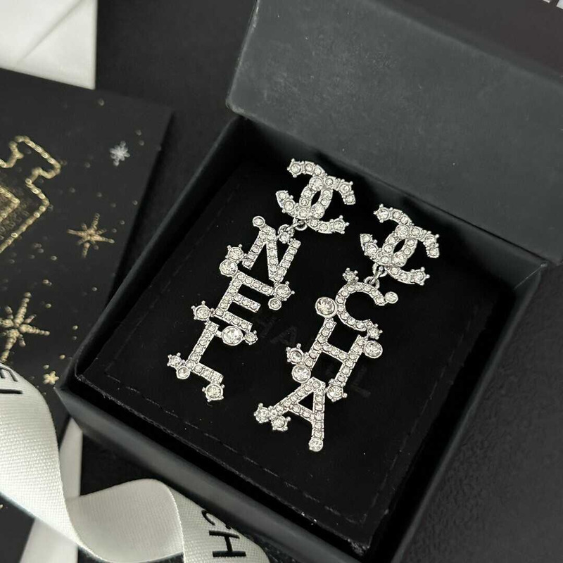 Ch*el 23p stars logo pendant earrings