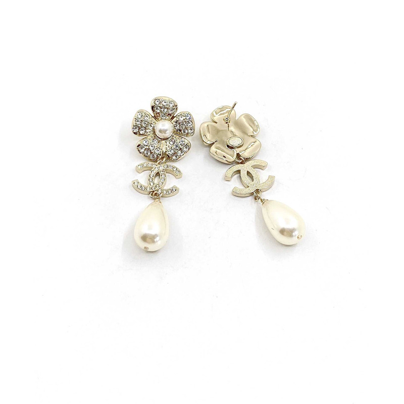 Ch*el cc flower pearl earrings