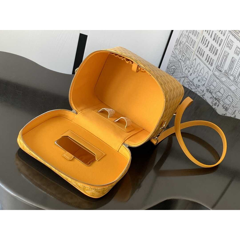 Go*ard muse vanity case bag yellow