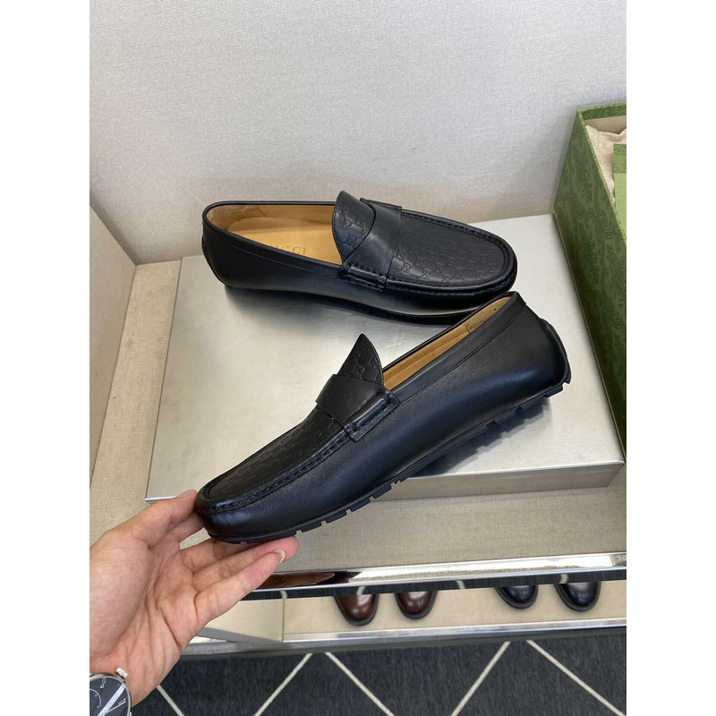 G*u*i gg leather loafer black