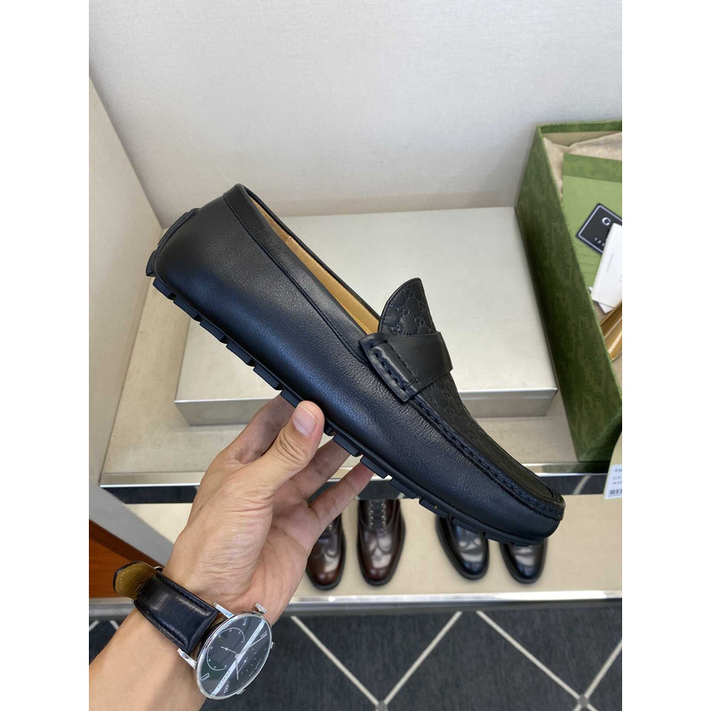 G*u*i gg leather loafer black