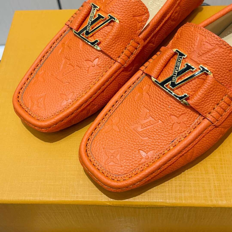 l**is V*t*n hockenheim moccasin loafer orange