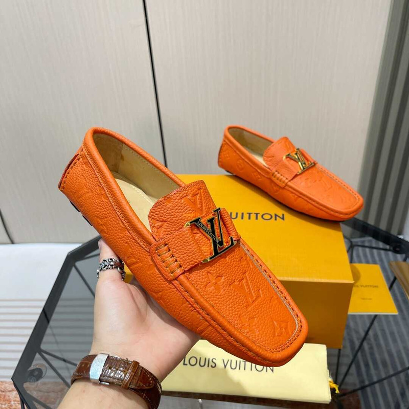 l**is V*t*n hockenheim moccasin loafer orange