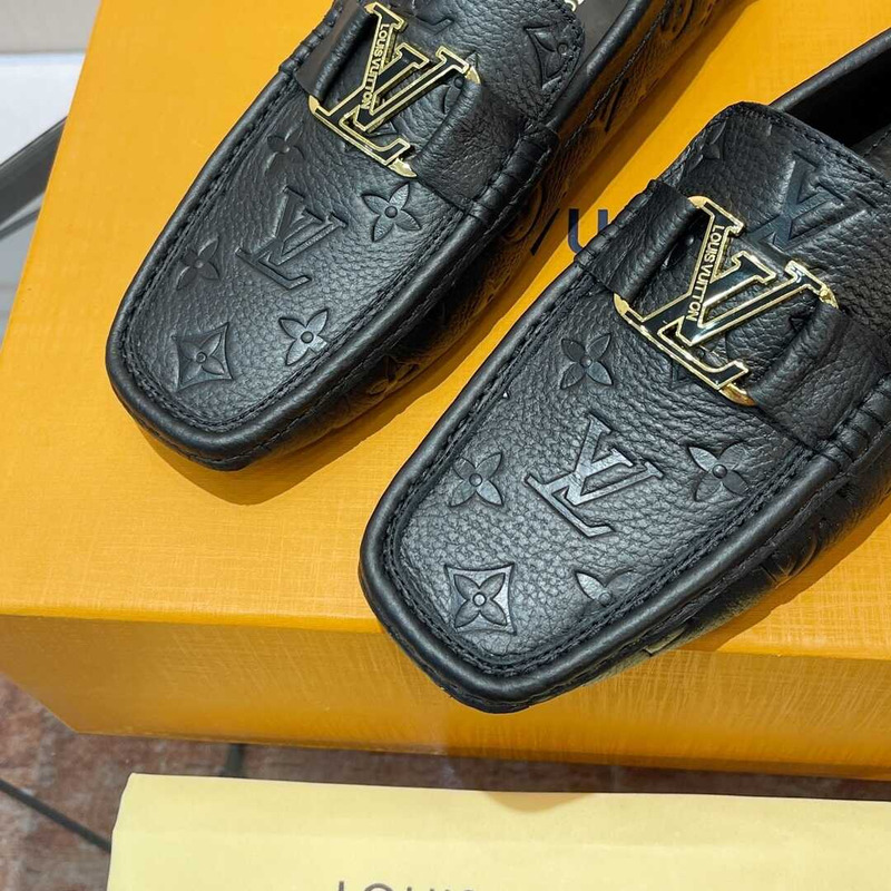 l**is l**is V*t*n hockenheim moccasin loafer black