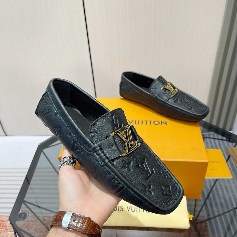 l**is l**is V*t*n hockenheim moccasin loafer black