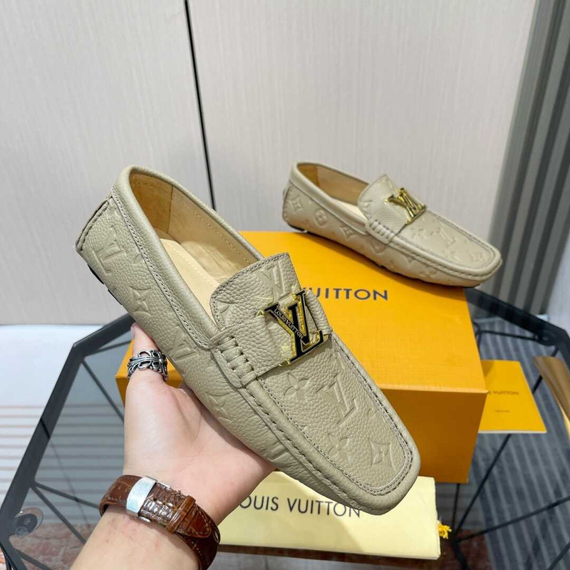 l**is V*t*n hockenheim moccasin loafer beige