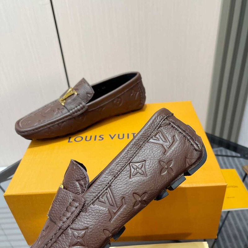 l**is V*t*n hockenheim moccasin loafer mocha