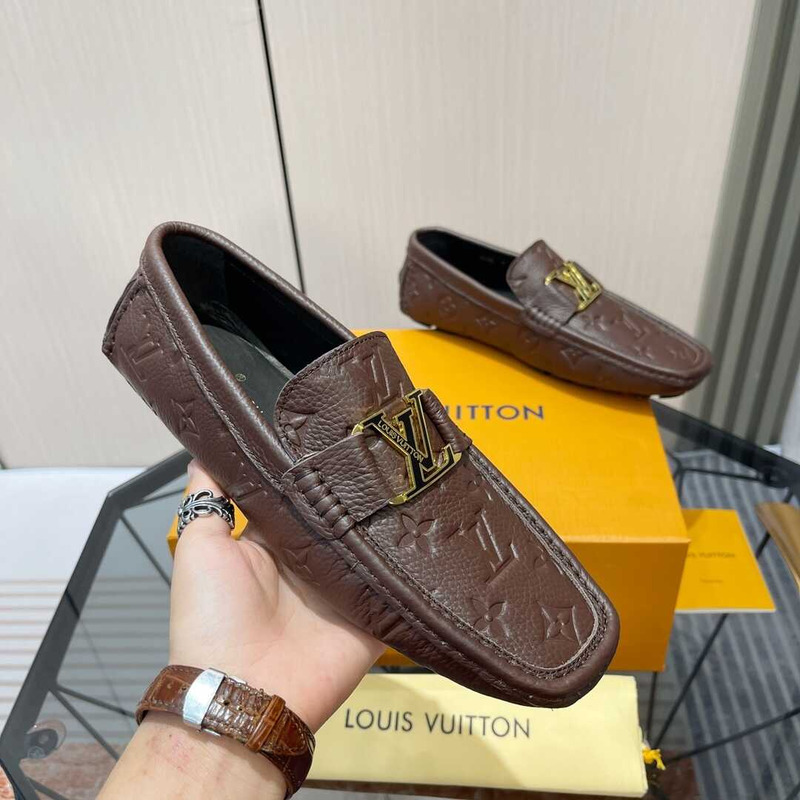 l**is V*t*n hockenheim moccasin loafer mocha