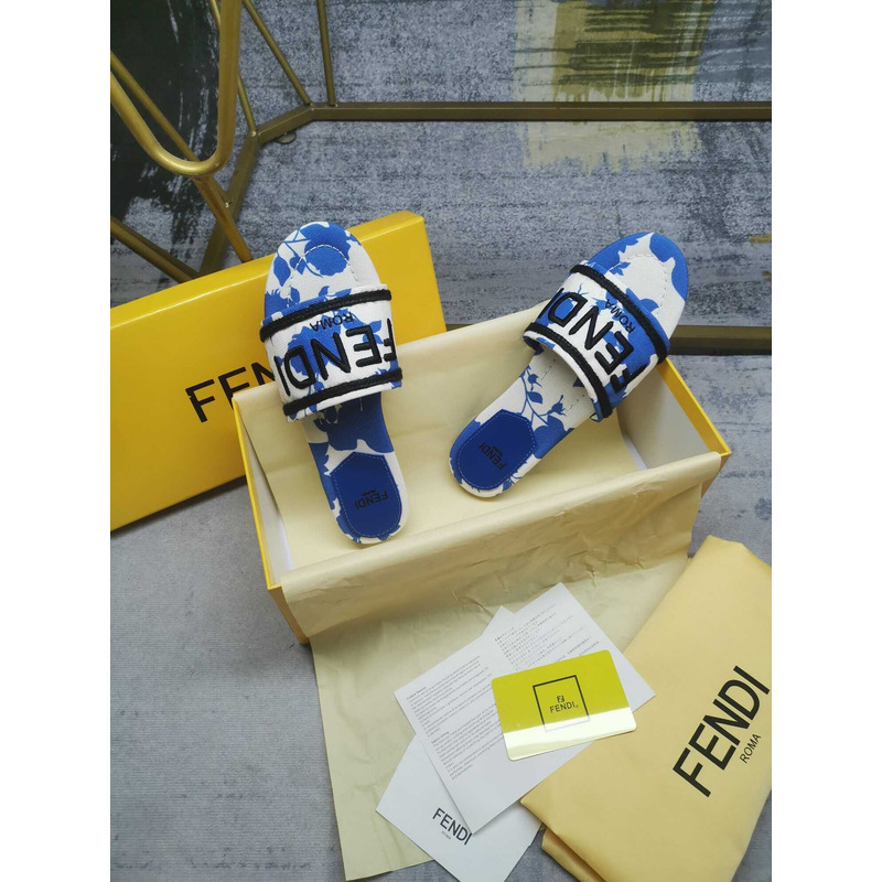 F**di sign canvas sandals blue