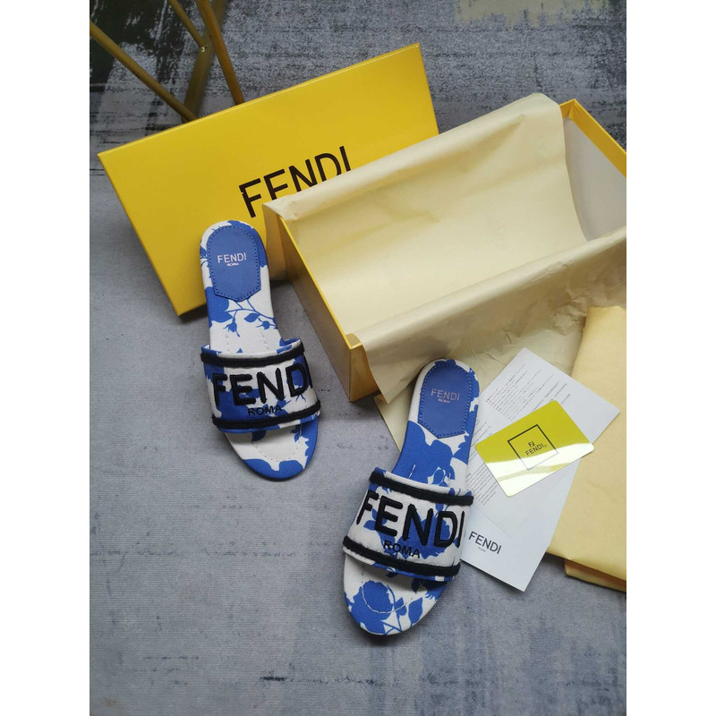 F**di sign canvas sandals blue