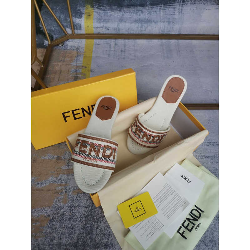 F**di sign canvas sandals beige