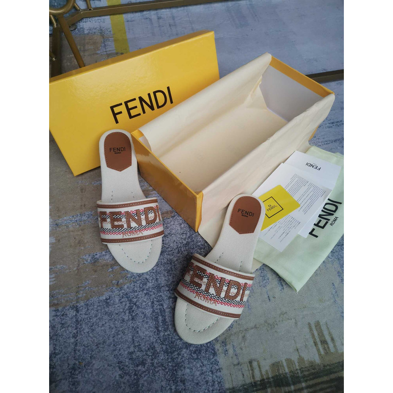 F**di sign canvas sandals beige