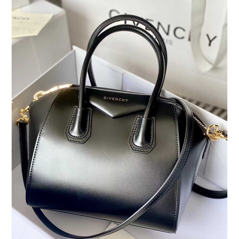 Givenchy Antigona Tote Glazed Mini Black