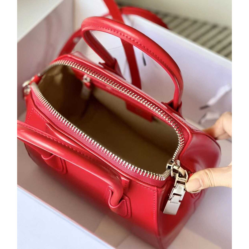 Givenchy Antigona Tote Glazed Mini Red