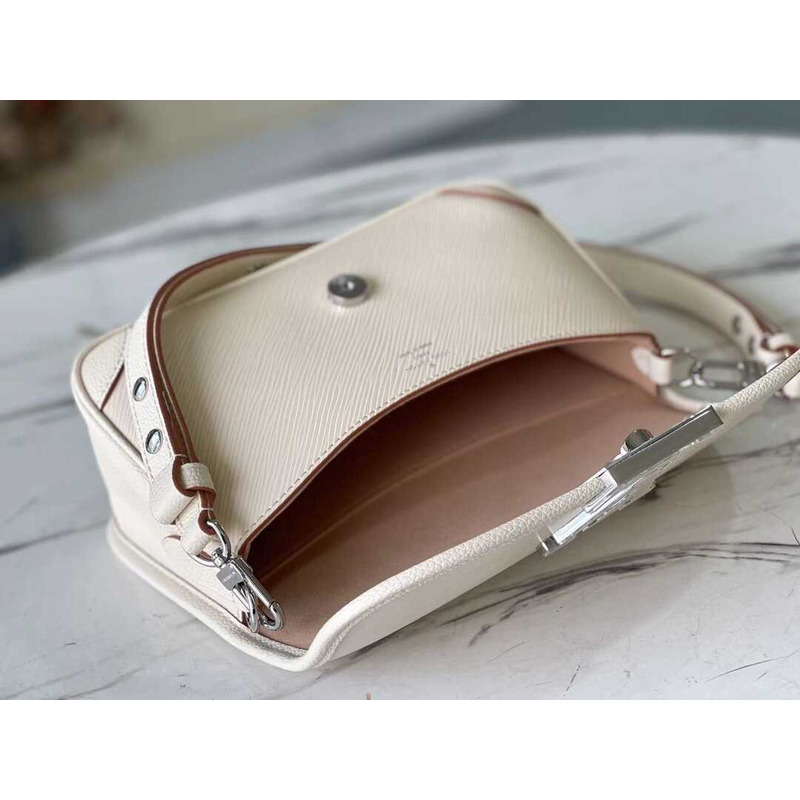 l**is V*t*n buci epi leather bag white