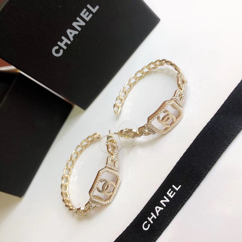 Ch*el diamond metal earrings