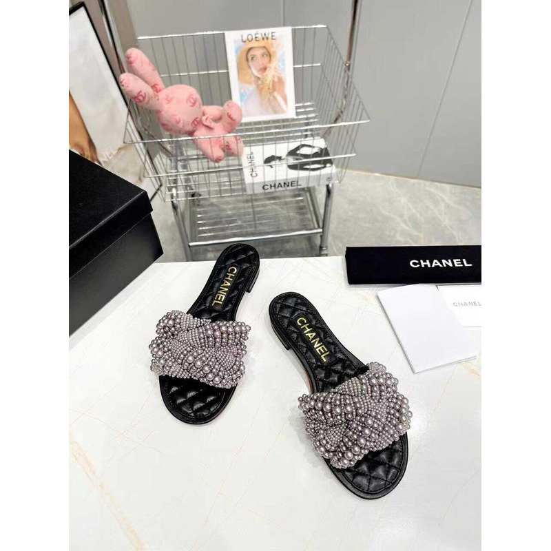 Ch*el pearl slides dark purple