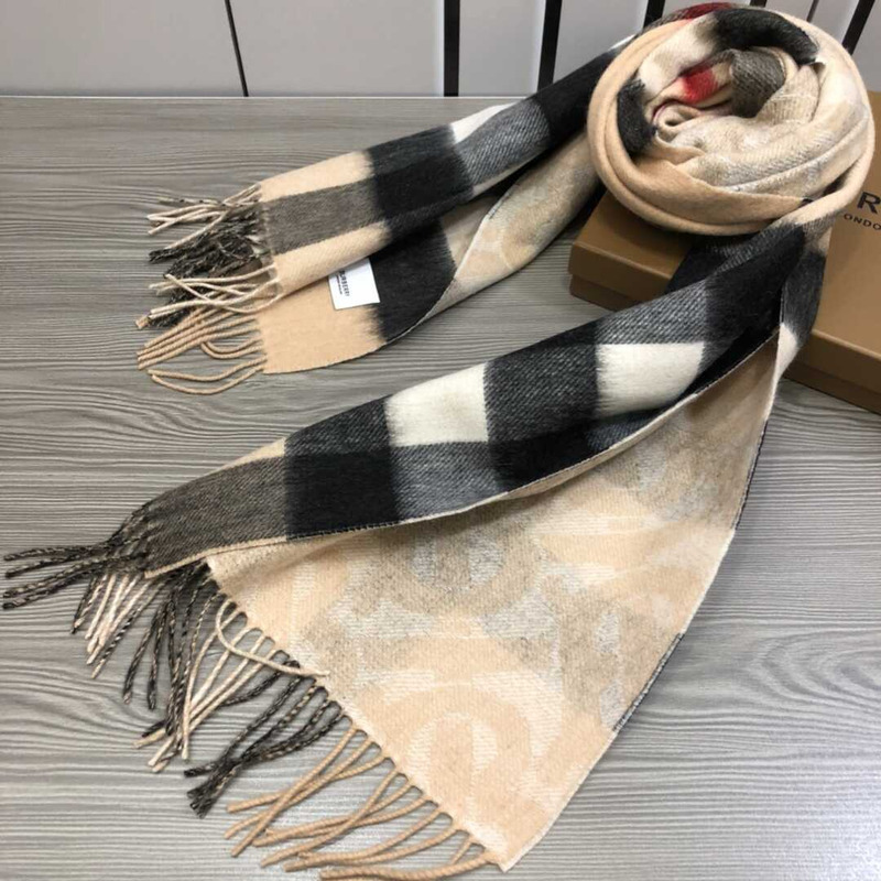 B**rry designer cashmere scarf beige