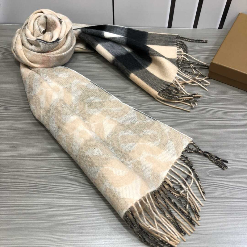 B**rry designer cashmere scarf beige