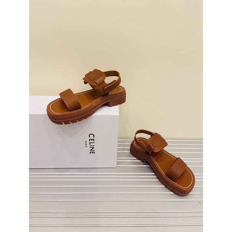 Ce**e clea triomphe sandal in vegetal calfskin