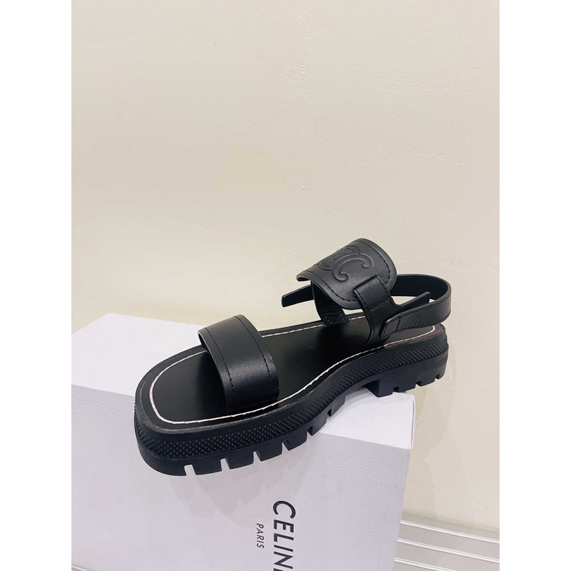 Ce**e clea triomphe sandal in vegetal calfskin black