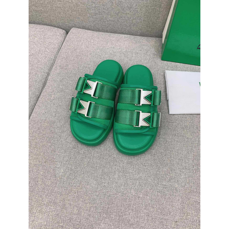 Bo*te*ga ve*ne*ta flash flat sandals green