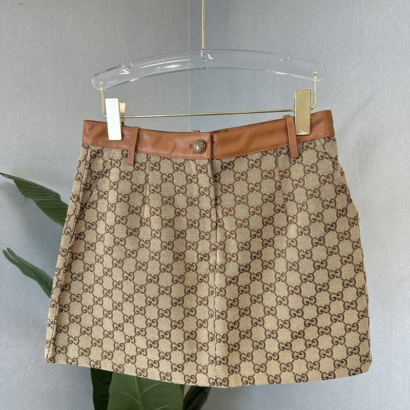 G*u*i gg canvas skirt brown