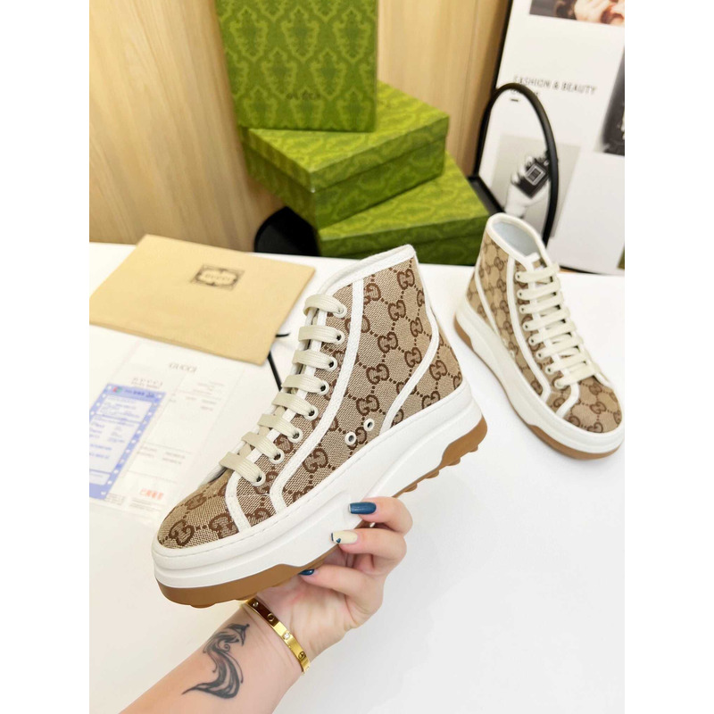 G*u*i gg canvas sneakers brown