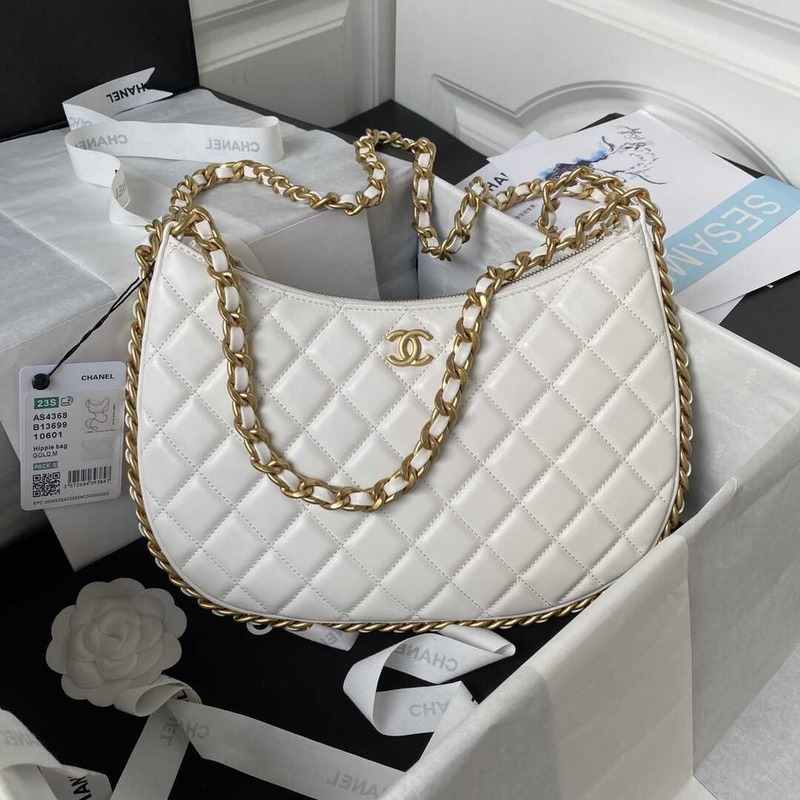 Ch*el shiny crumpled lambskin & gold-tone metal white