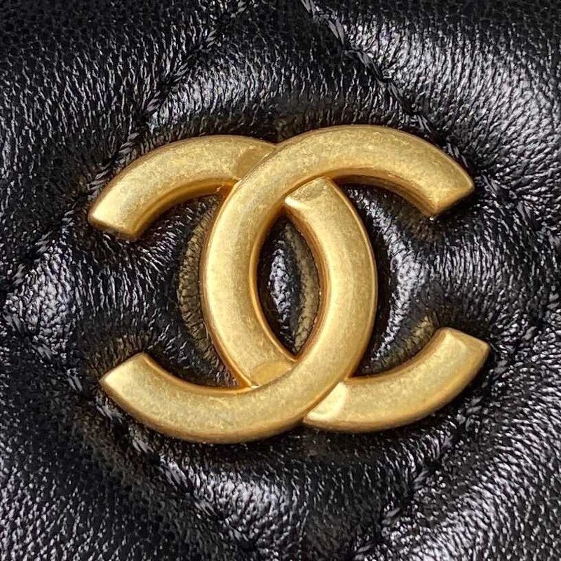 Ch*el shiny crumpled lambskin & gold-tone metal black