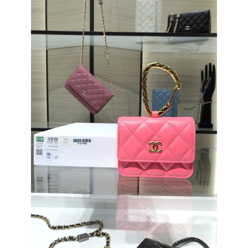 Ch*el jewel hook card holder pink