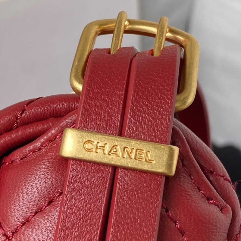 Ch*el small flap bag lambskin & gold-tone metal red