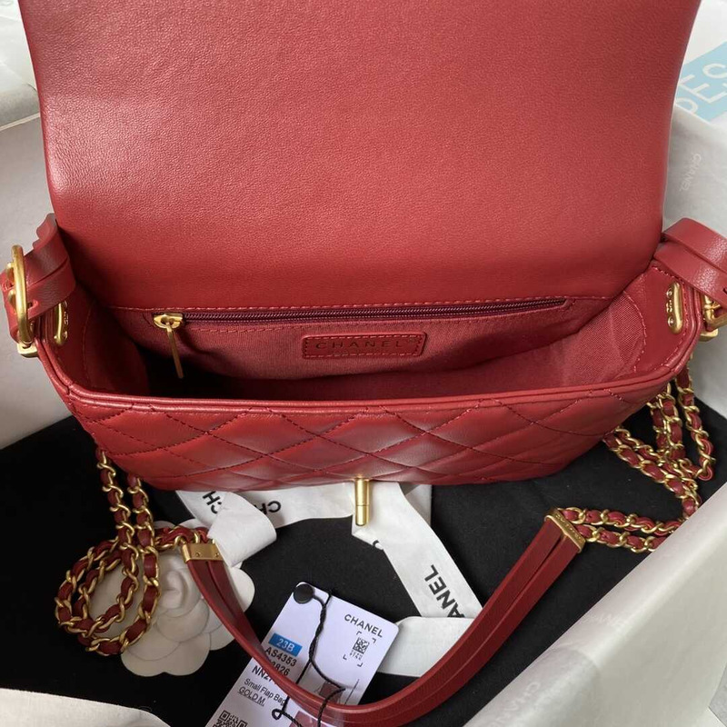 Ch*el small flap bag lambskin & gold-tone metal red