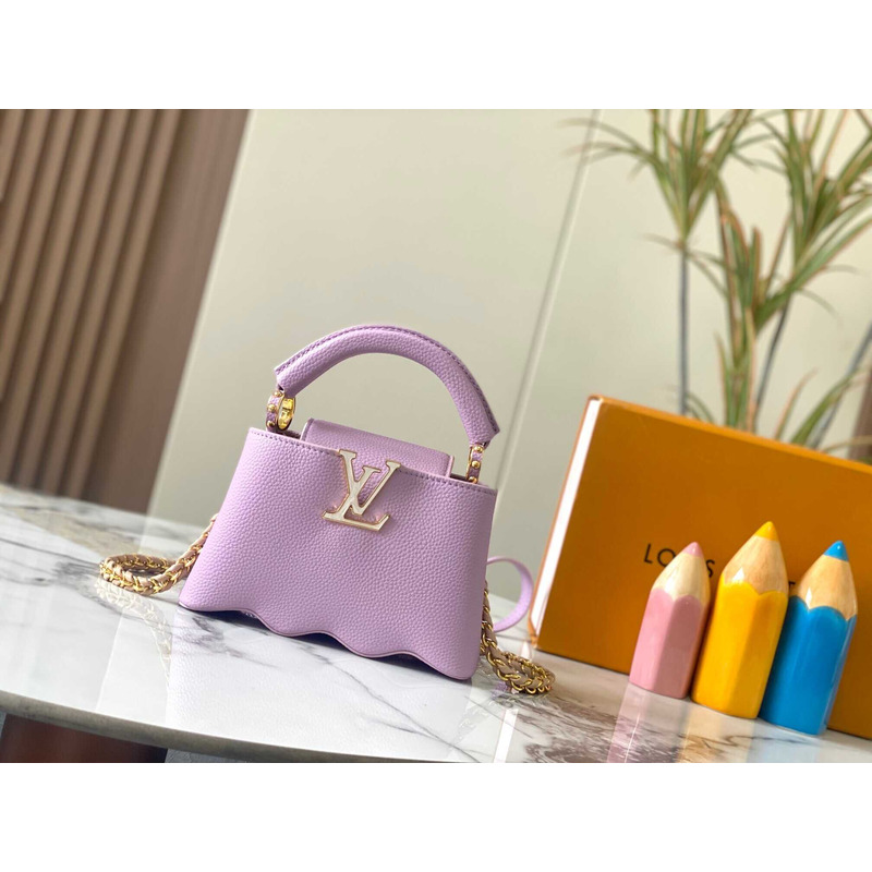 l**is V*t*n capucines mini bag light purple