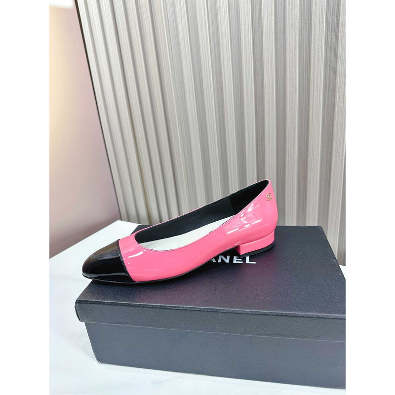 Ch*el pumps patent calfskin pink & black