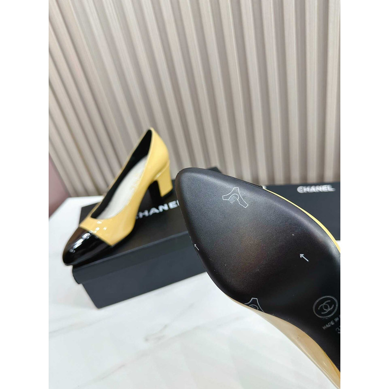 Ch*el pumps patent calfskin yellow & black