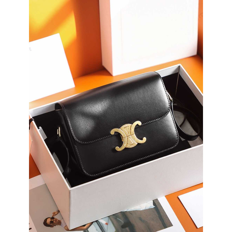 Ce**e teen triomphe bag in shiny caflskin black