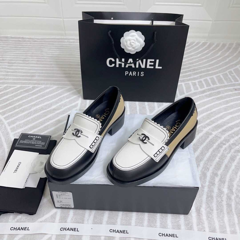 Ch*el loafers calfskin white, black & beige