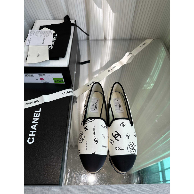 Ch*el cc lambskin loafers white