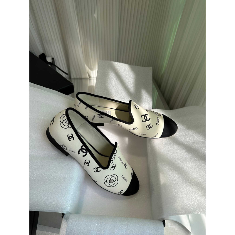 Ch*el cc lambskin loafers white