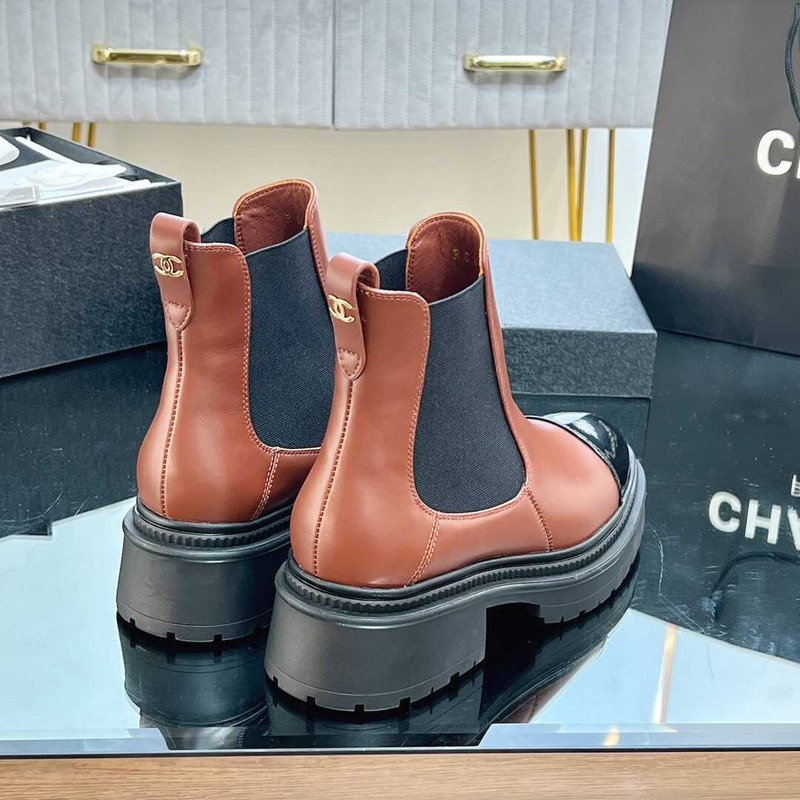 Ch*el calfskin cc logo chelsea boots brown