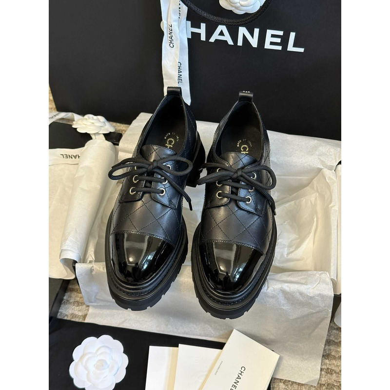 Ch*el lace up shoes calfskin & patent calfskin black