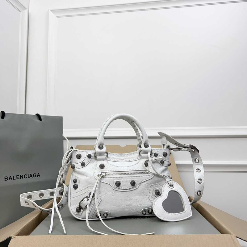 Ba*len*cia*ga neo cagole handbag xs white