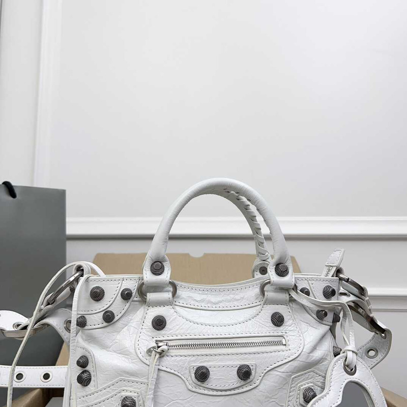 Ba*len*cia*ga neo cagole handbag xs white