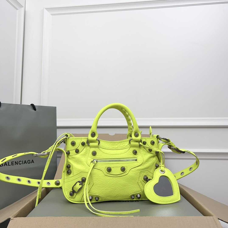 Ba*len*cia*ga neo cagole handbag xs fluorescent green