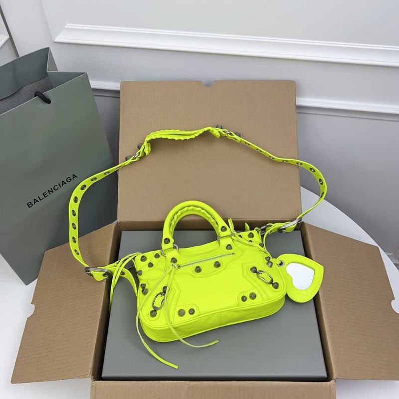 Ba*len*cia*ga neo cagole handbag xs fluorescent green