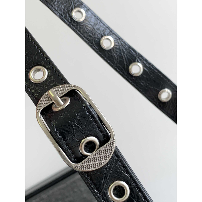 Ba*len*cia*ga le cagole leather belt bag black